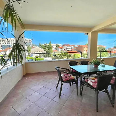 Family Three Bedroom Mimoza 2 Apartament *
