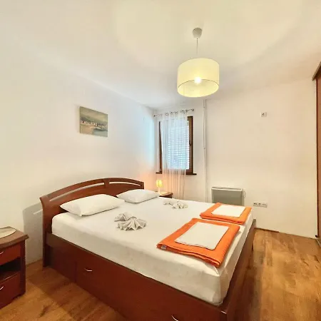 Family Three Bedroom Mimoza 2 Apartament Budva