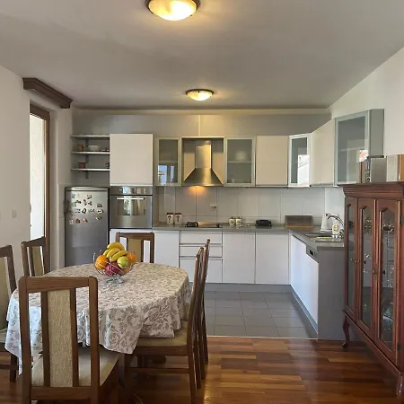Family Three Bedroom Mimoza 2