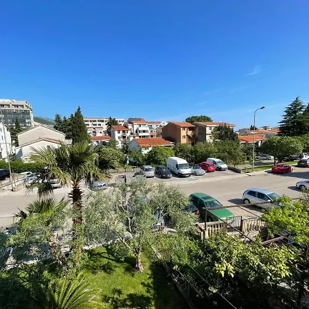 Family Three Bedroom Mimoza 2 Apartament